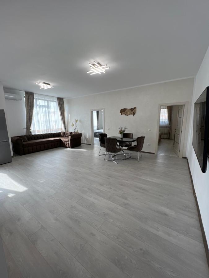 Appartamento Furtuntec Tecuci Esterno foto